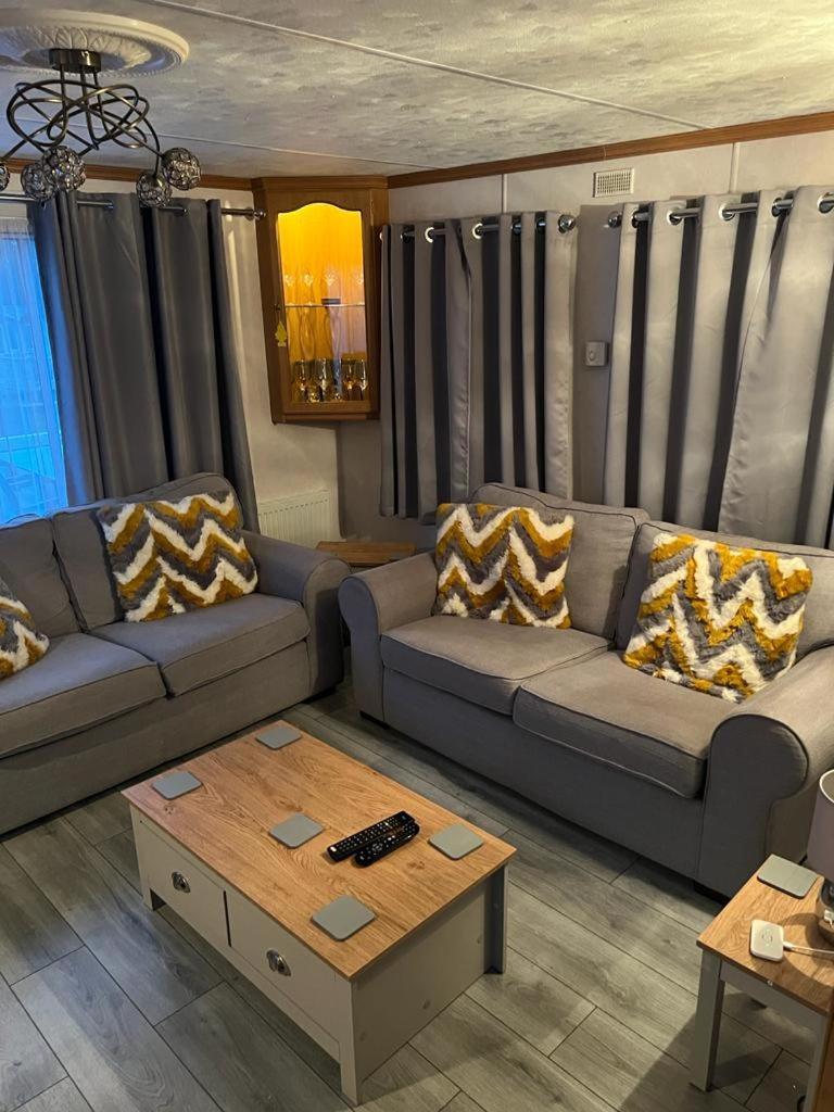Belfry 6 - Homely Spacious Caravan Seton Sands Port Seton Bagian luar foto